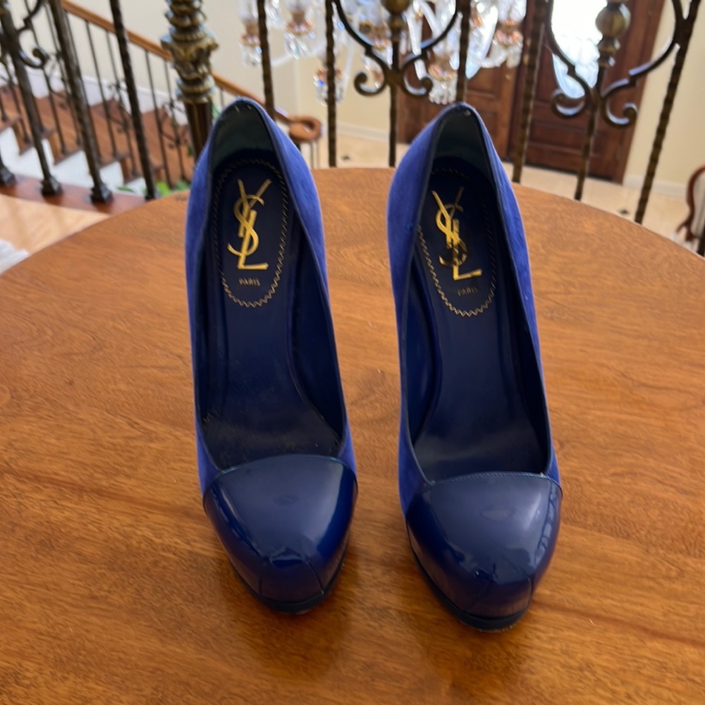 YSL BLUE PUMPS